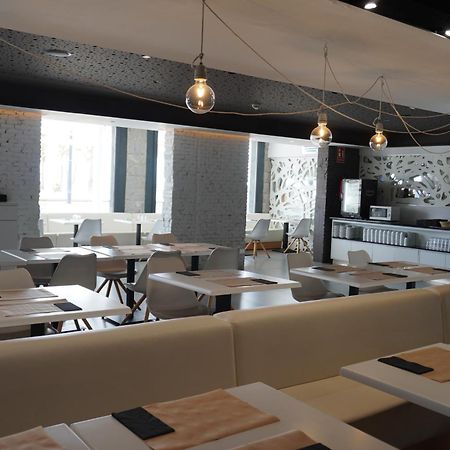 Hotel Brisamar Suites Комарруга Экстерьер фото