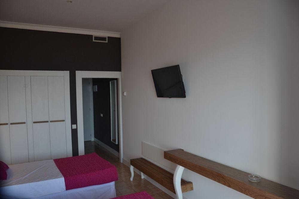 Hotel Brisamar Suites Комарруга Экстерьер фото