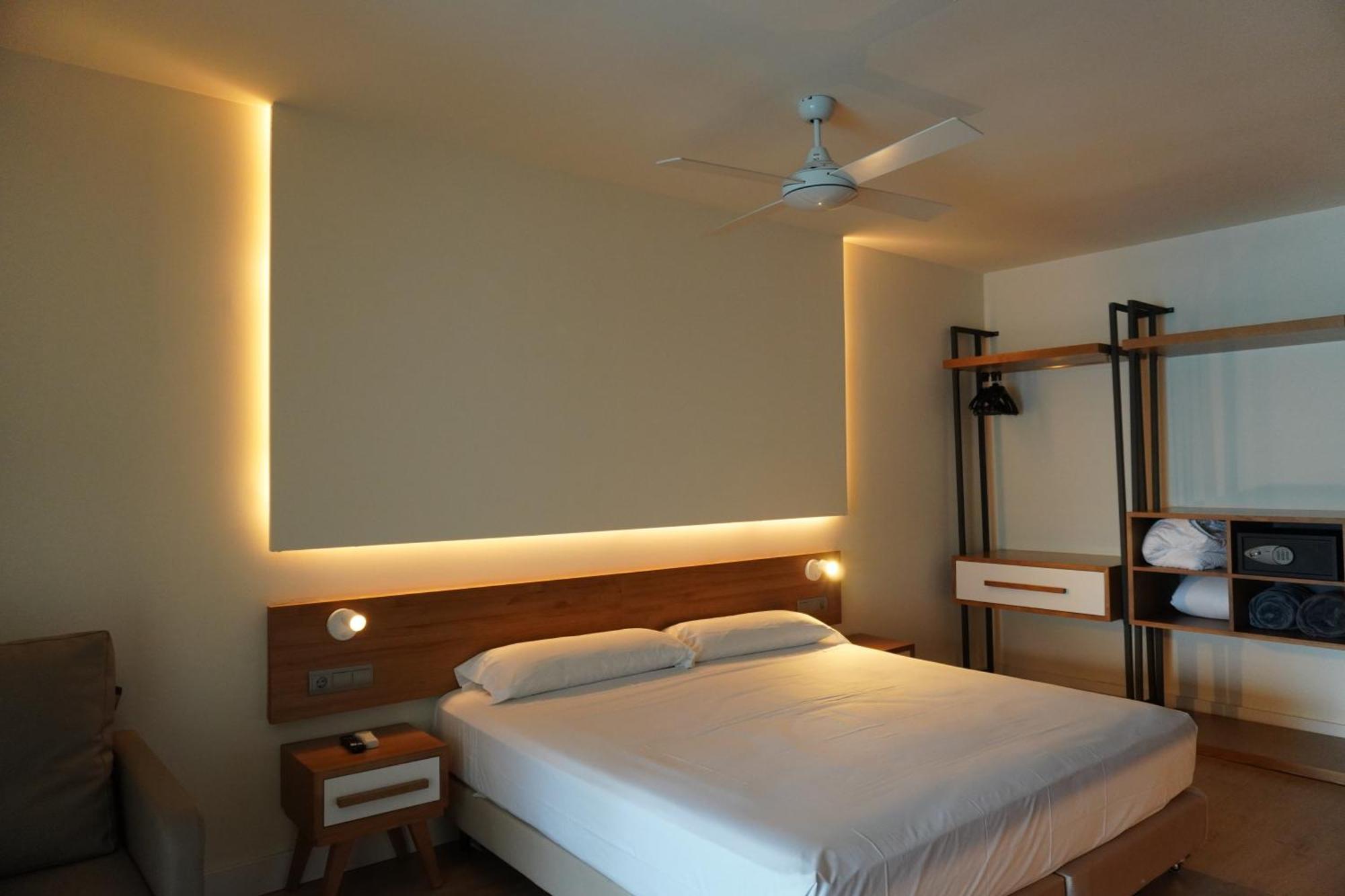 Hotel Brisamar Suites Комарруга Экстерьер фото