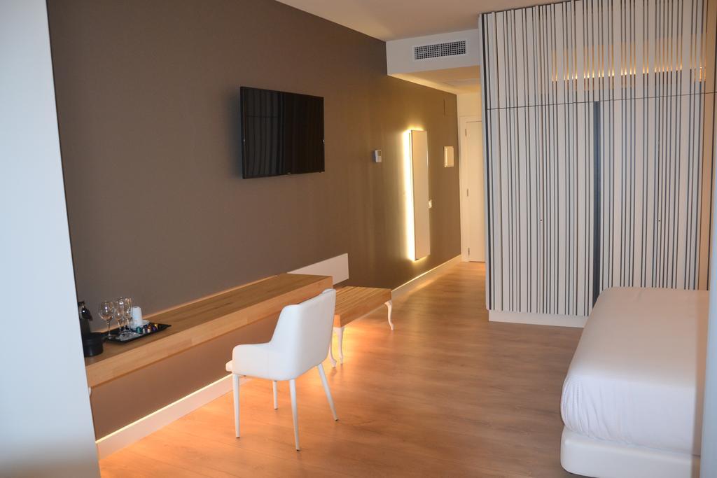 Hotel Brisamar Suites Комарруга Экстерьер фото